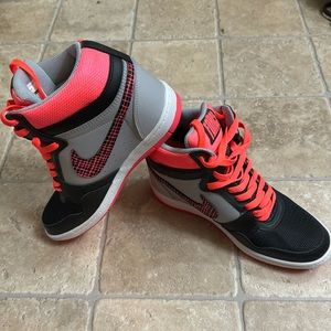Nike Force Sky High Wedge Sneaker